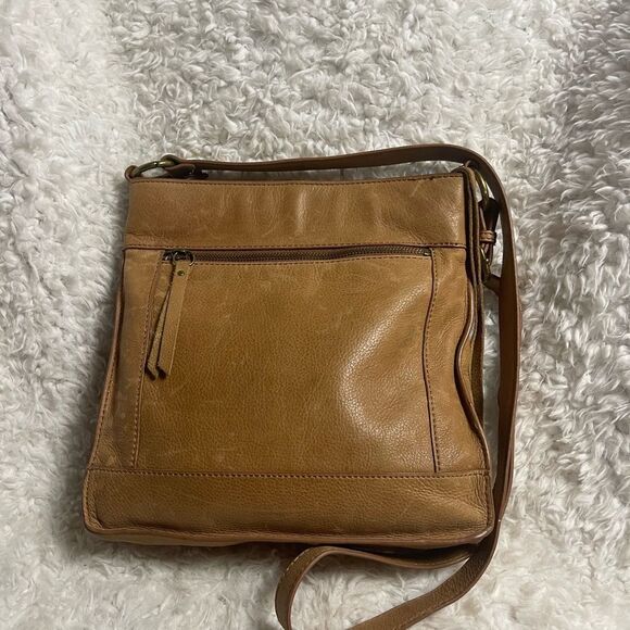 Lucky Brand Leather Tan medium Crossbody Bag stitching accent. - Picture 3 of 12